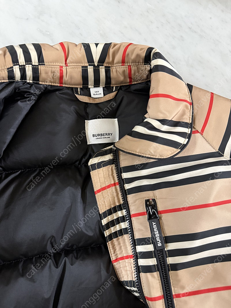 버버리키즈 패딩 14y--4