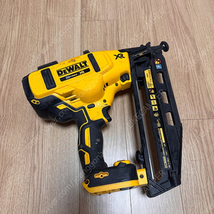 디월트 DCN660 무선타카 (DEWALT DCN660)