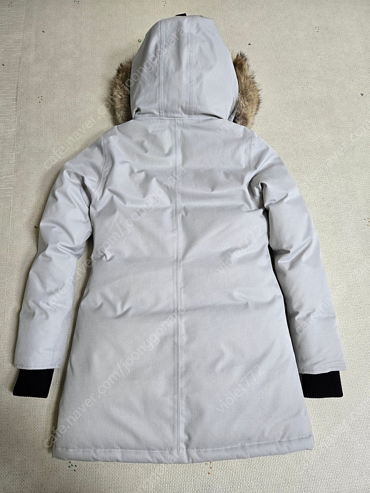 노비스 카를라 라이트 그레이 XS 여성 패딩--2