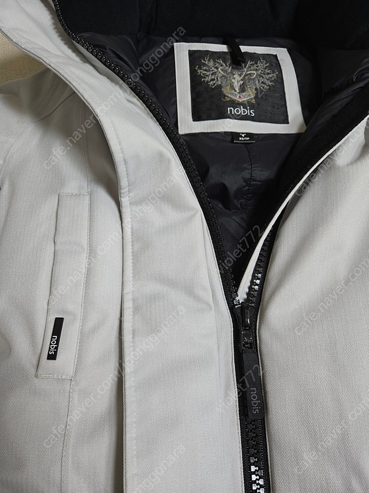 노비스 카를라 라이트 그레이 XS 여성 패딩--4