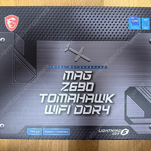 MSI Z690 토마호크 WIFI DDR4 국내 정품 19만원에 판매합니다.