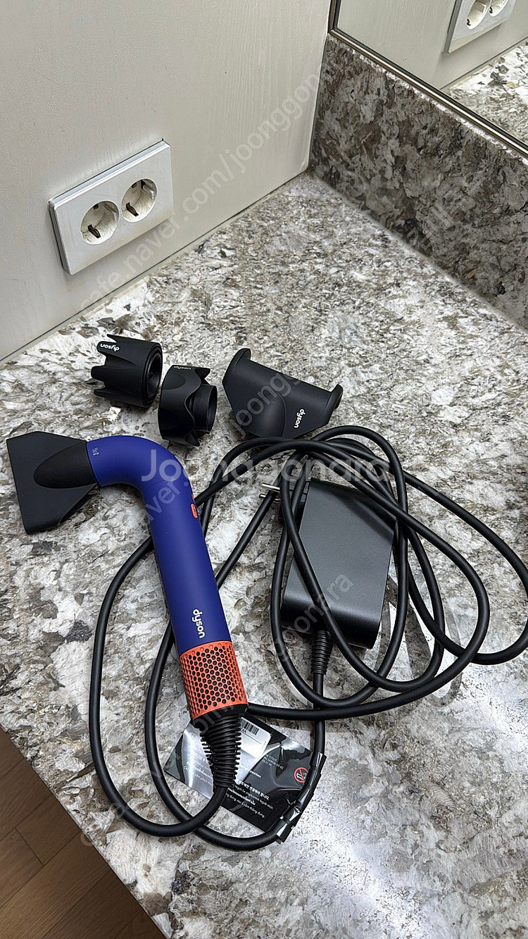 다이슨 슈퍼소닉r 프로페셔널 드라이기--0