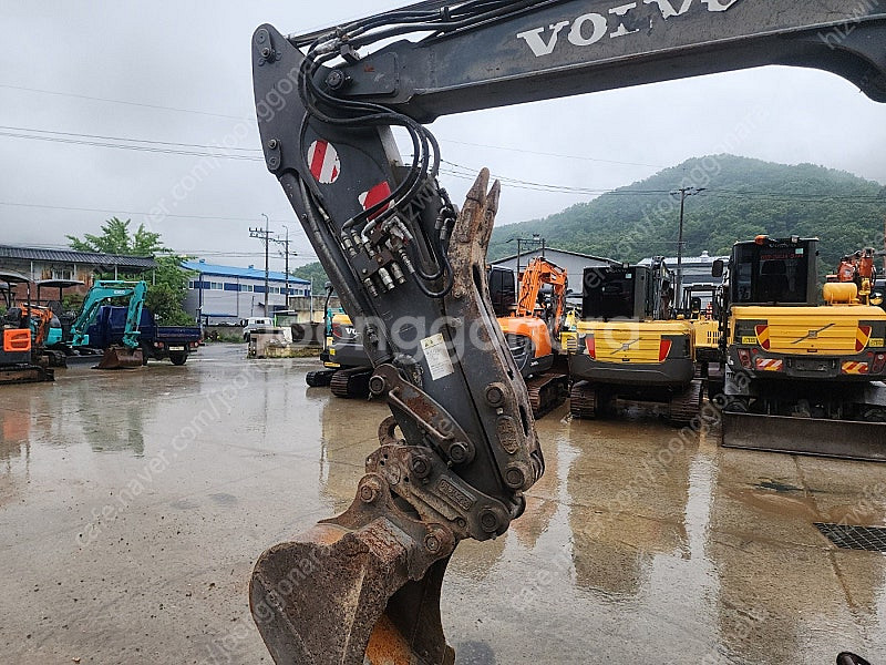 중고굴삭기 볼보 EC60E 17년식 경북 고령소재--7