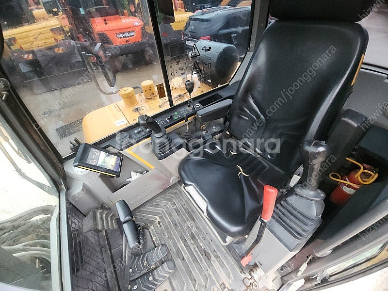 중고굴삭기 볼보 EC60E 17년식 경북 고령소재--8