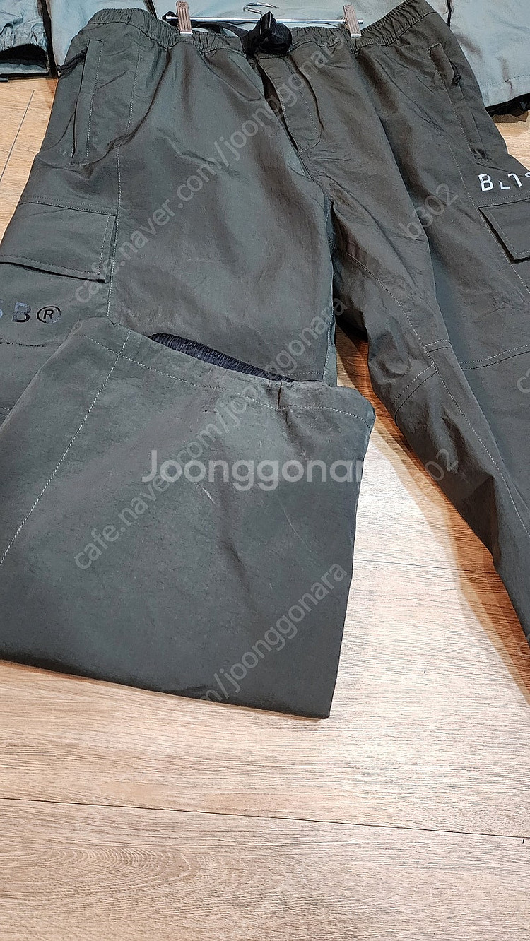 2324 블렌트 보드복 상하의 2xl 세트 판매합니다.--2