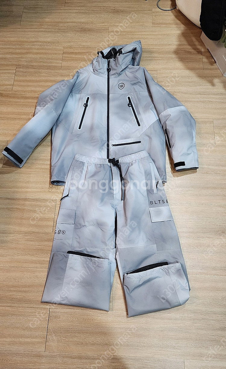 2324 블렌트 보드복 상하의 2xl 세트 판매합니다.--6