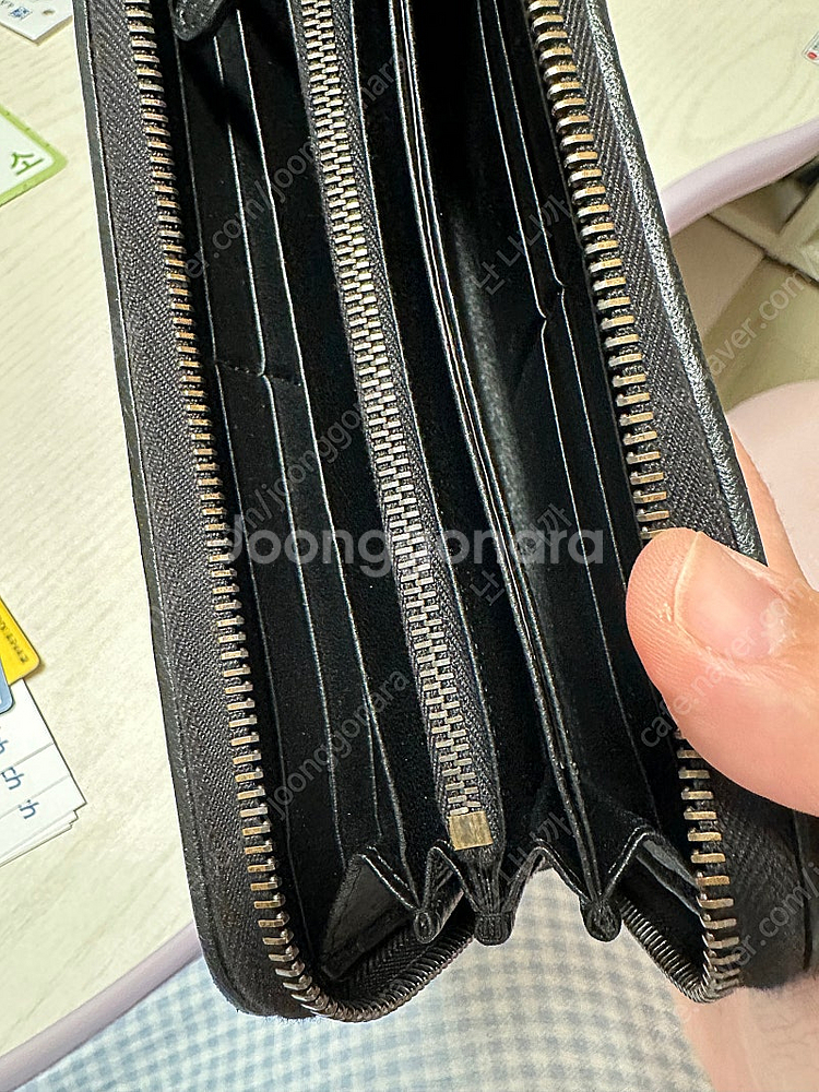 보테가베네타 지퍼장지갑 판매합니다--4