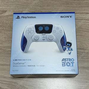 아스트로봇 듀얼센스 미사용 판매합니다