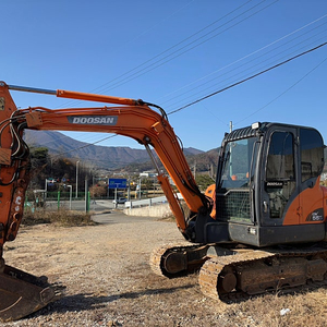 굴삭기 포크레인 공투 두산 DX55MT 판매합니다.