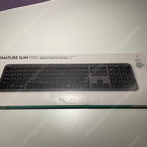 로지텍코리아 SIGNATURE SLIM K950 무선 키보드 판매합니다.