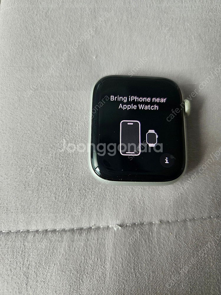 애플워치se2 44mm 화이트 판매합니다--1