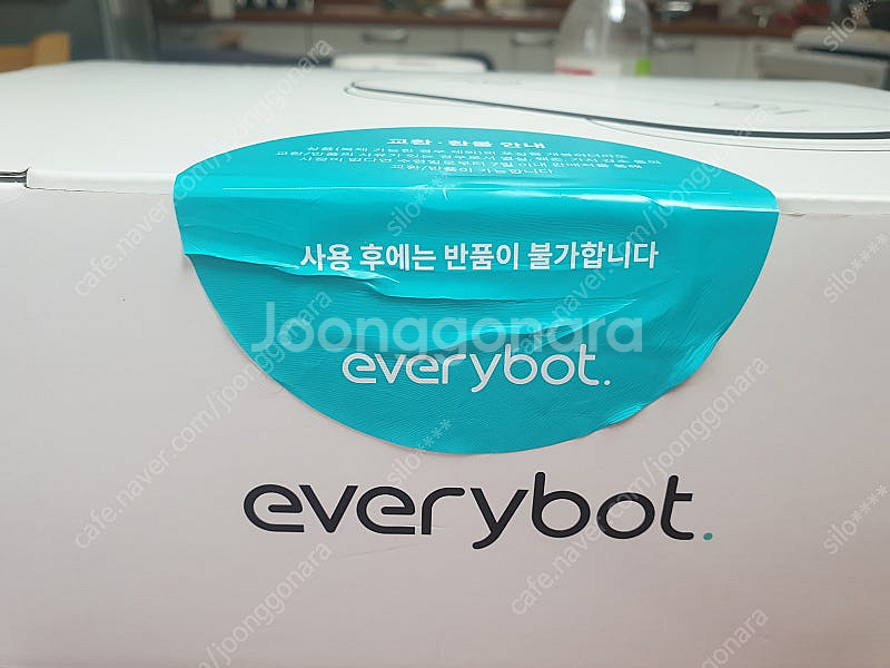에브리봇 창문로봇청소기 엣지윈도우2 WS400--1