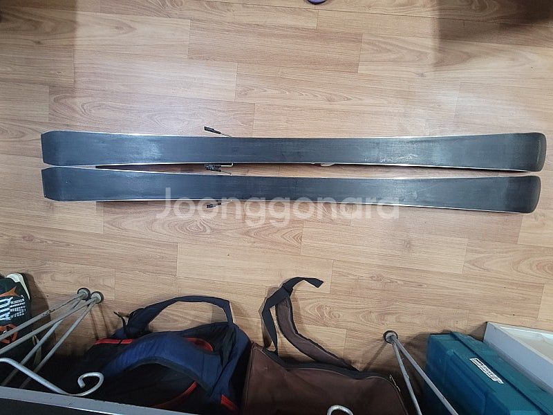 고급스키 7대, 스키부츠 2개, 보드부츠1개--3