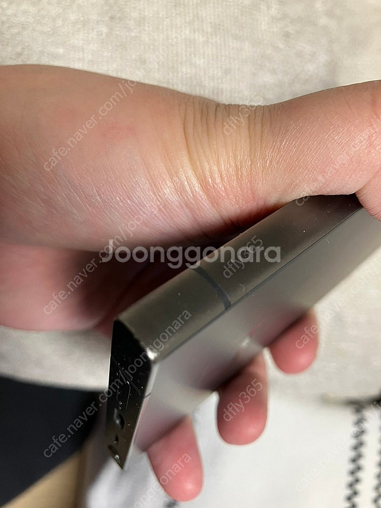 갤럭시 s24 울트라 512GB 티타늄 블랙 판매합니다--1