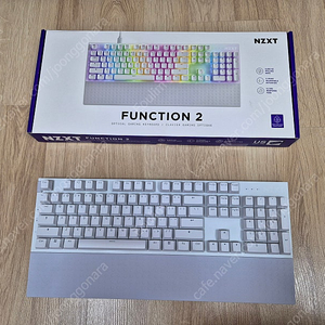 NZXT FUNCTION 2 FULL 화이트 1회 사용 판매