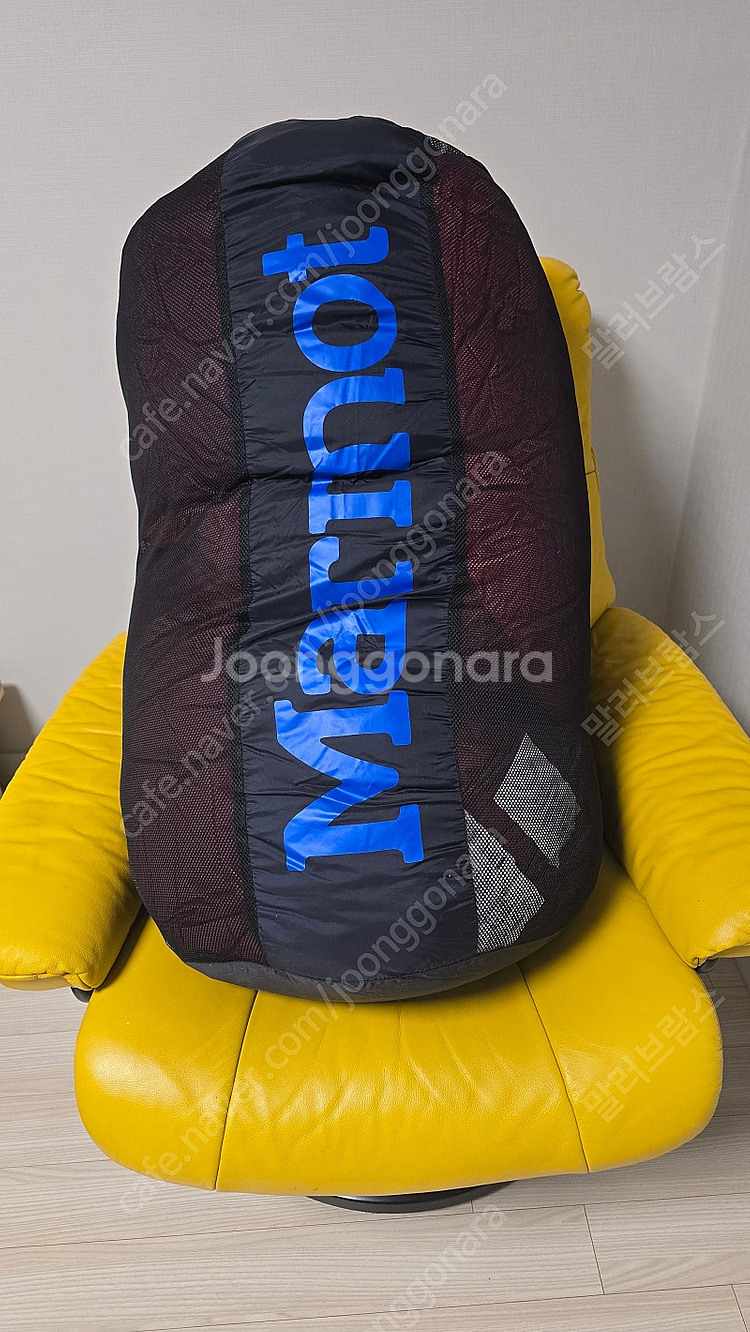 극동계 침낭 마모트 쿰 팔아요.--0