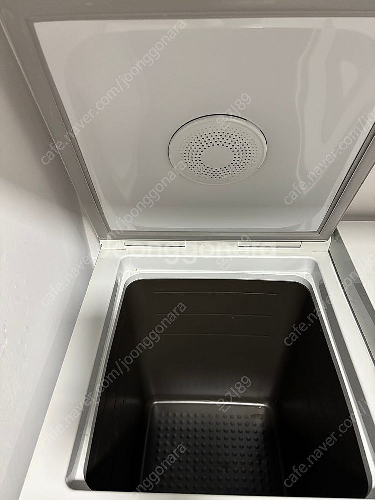 딤채 김치냉장고--1