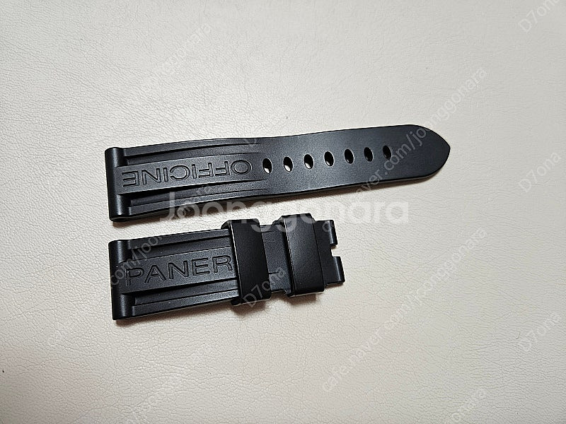 파네라이 24mm 블랙 러버 정품 스트랩 판매--0