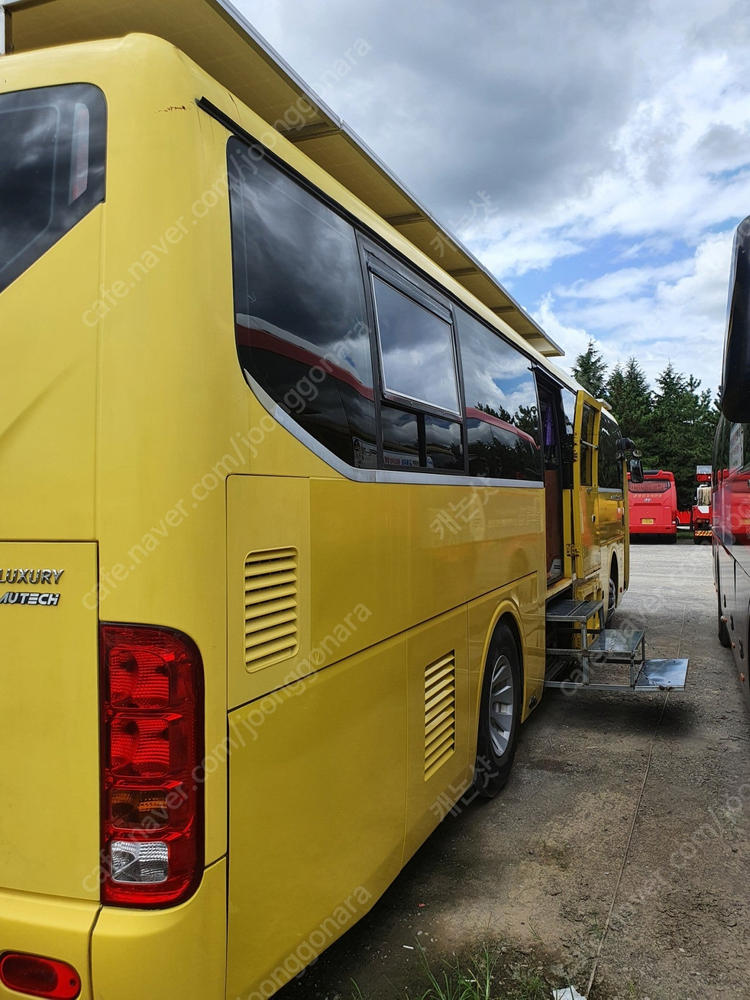 유니버스 캠핑카 가격내려 판매합니다.(4300) 이미지