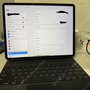 아이패드 프로 6세대 12.9인치 512기가 + 매직키보드