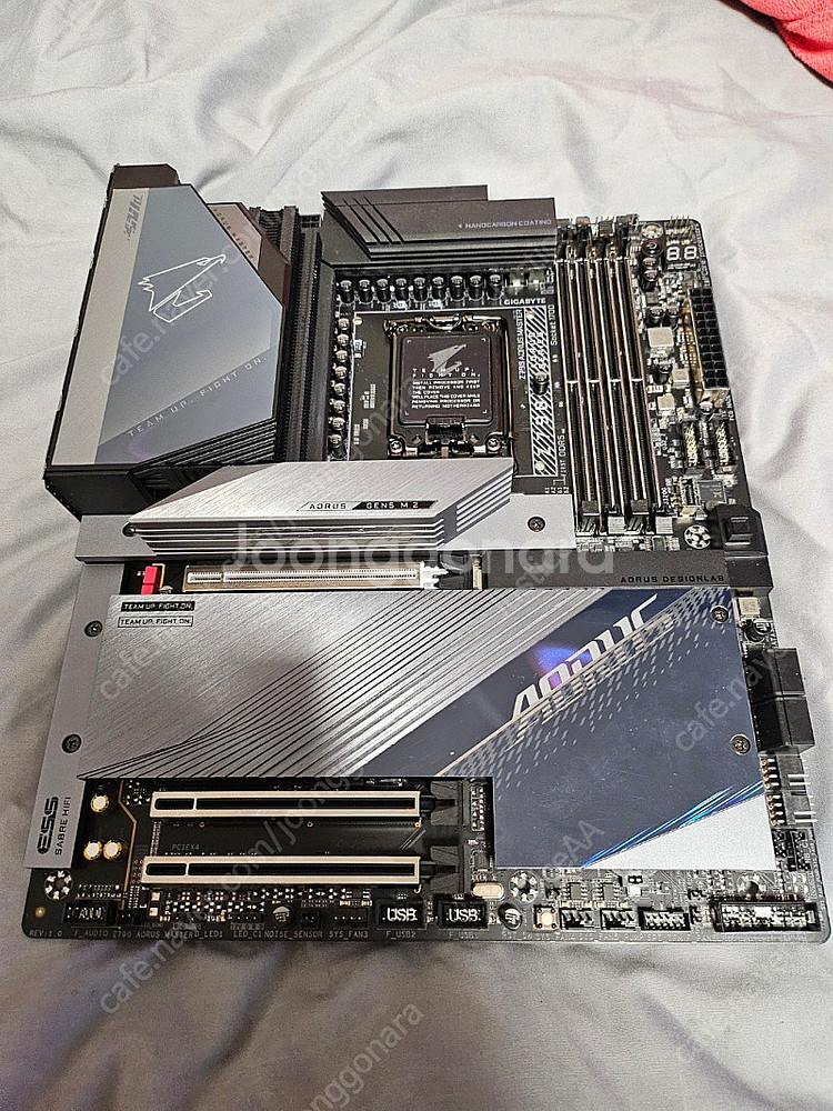 기가바이트 Z790 AORUS MASTER 팝니다.--2