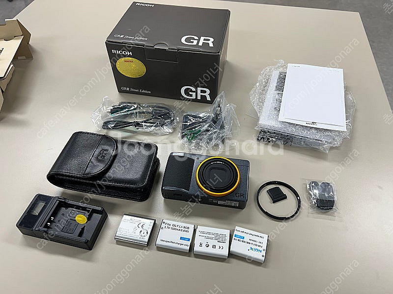 [가격인하] GR3 + 추가배터리 + 정품 파우치 판매--0