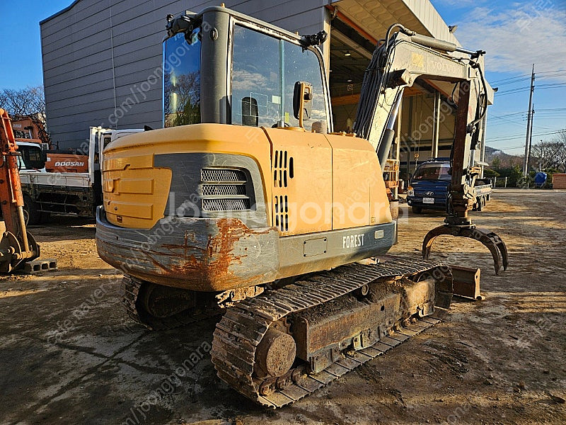 볼보 EC55C 2014년식 가동8천 회전집게포함 삽날보강 02 중고굴삭기--2