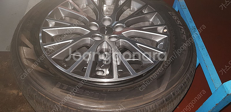 제네스시g90 19인치 휠 피렐리 타이어 245/50R...--1