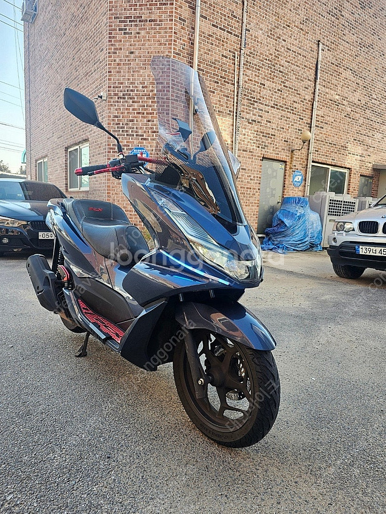 [점검완료]혼다 PCX125 ABS 21년식 세미튜닝 저렴하게 판매합니다!--0