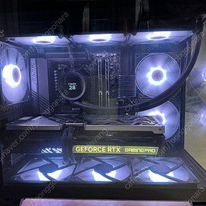 AMD 7800X3D / RTX4070 / 리안리 케이스 / NZXT 3열 수랭 PC 판매합니다