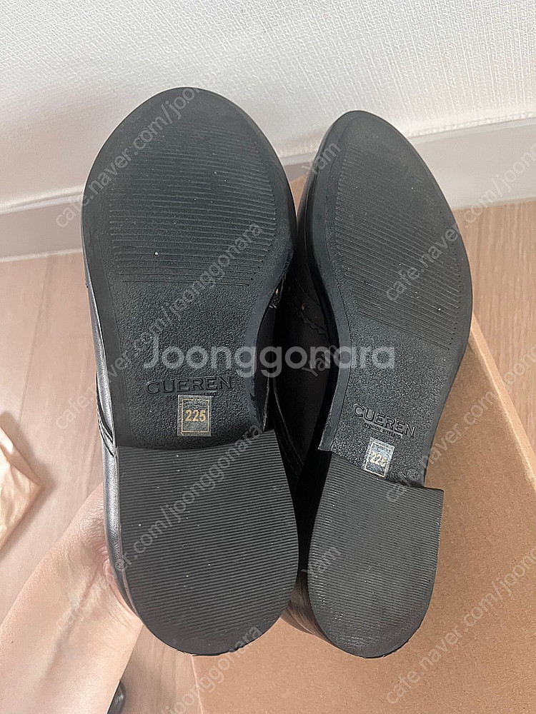 가격내림)쿠에른 런던컬렉션로퍼 225 (택포)--6
