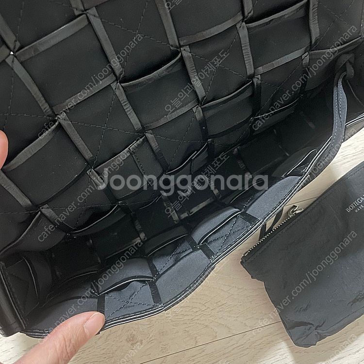 보테가베네타 인트레치아토 블랙 카세트백--6