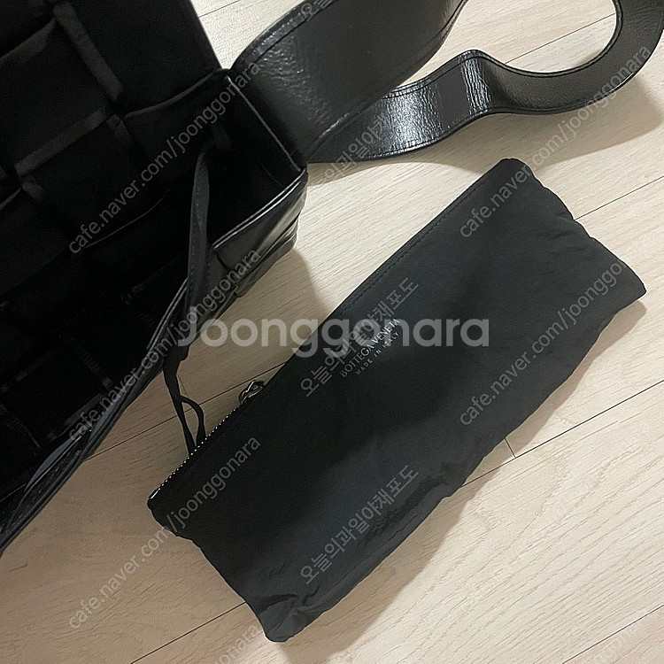 보테가베네타 인트레치아토 블랙 카세트백--7