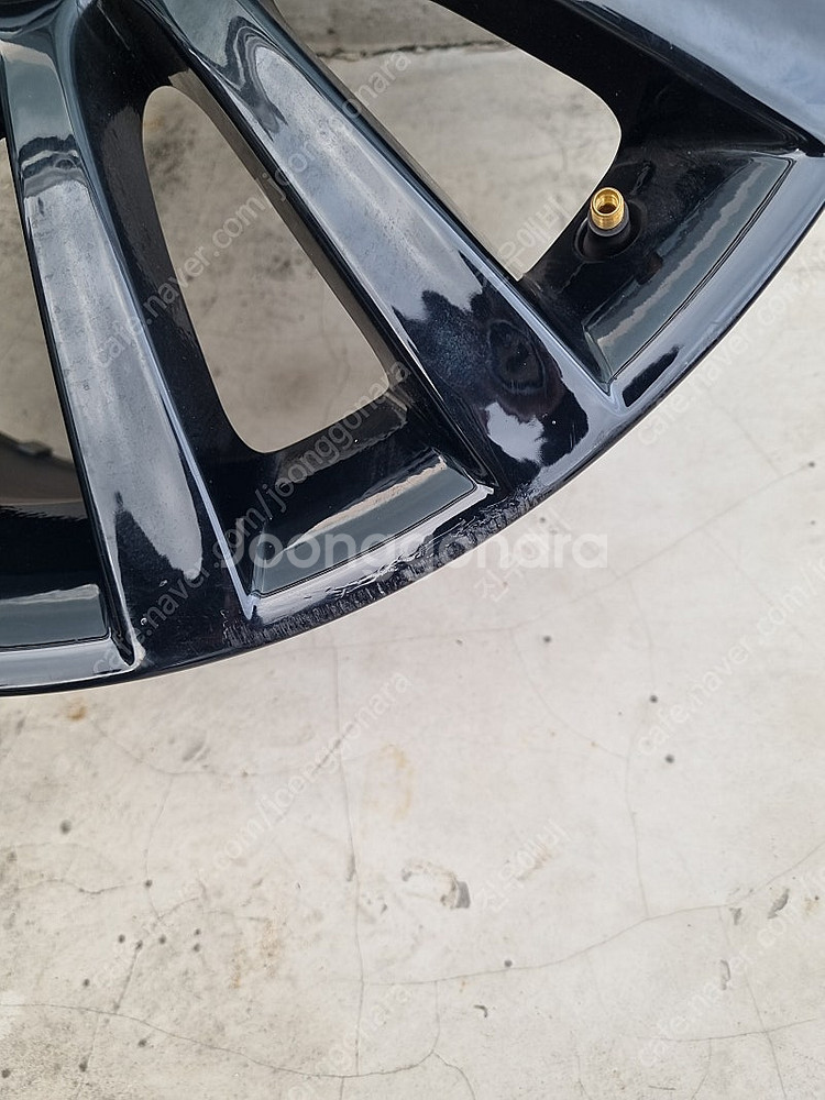 Bmw f07 19인치 블랙유광휠 팝니딘--8