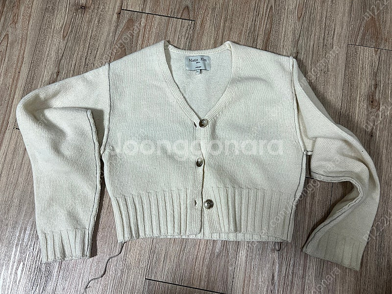 마땡킴 아이보리 여자가디건 F--0