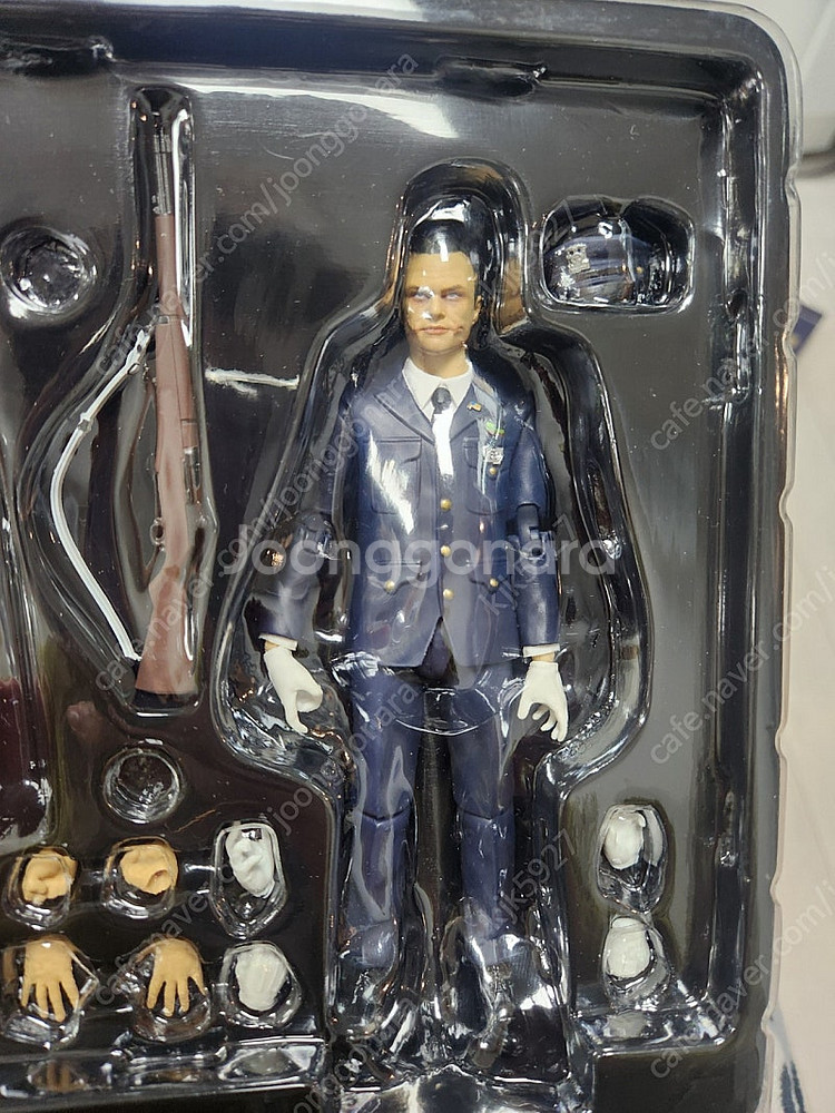 피규어 Mafex No.62 경찰 조커--1