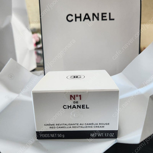 N1 DE CHANEL 레드 까멜리아 크림