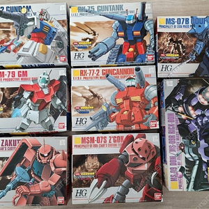 새제품 [한정판] 반다이 (BANDAI) HG 건담 & 건캐논 & 건탱크 & 짐 & 자쿠2 & 즈고크 & 구프 & 돔 (DVD 포함) 판매합니다.