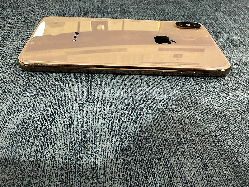 아이폰XS MAX 256G 골드 배터리 77% 상태좋은...--4