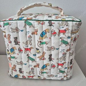 프레젠트프로젝트 콜드다이퍼백 강아지