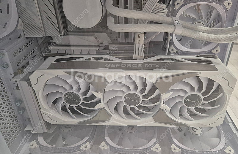 갤럭시 4080 super sg 슈퍼 화이트--1