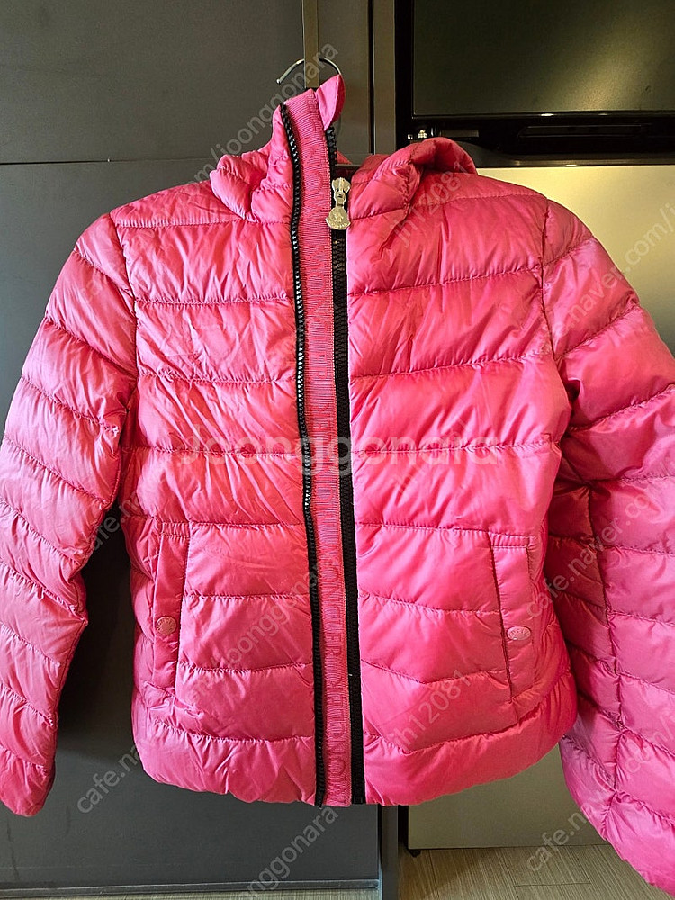 (가격내림)몽클레어 키즈 여아 패딩 12A--0