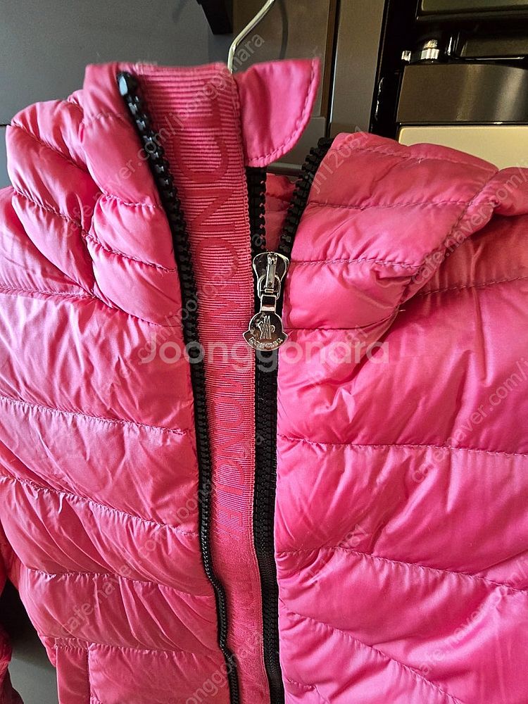 (가격내림)몽클레어 키즈 여아 패딩 12A--3