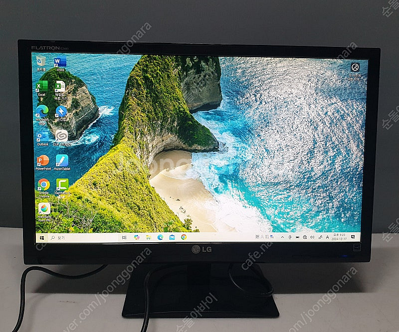 LG 24인치 LED 모니터 판매합니다.--0
