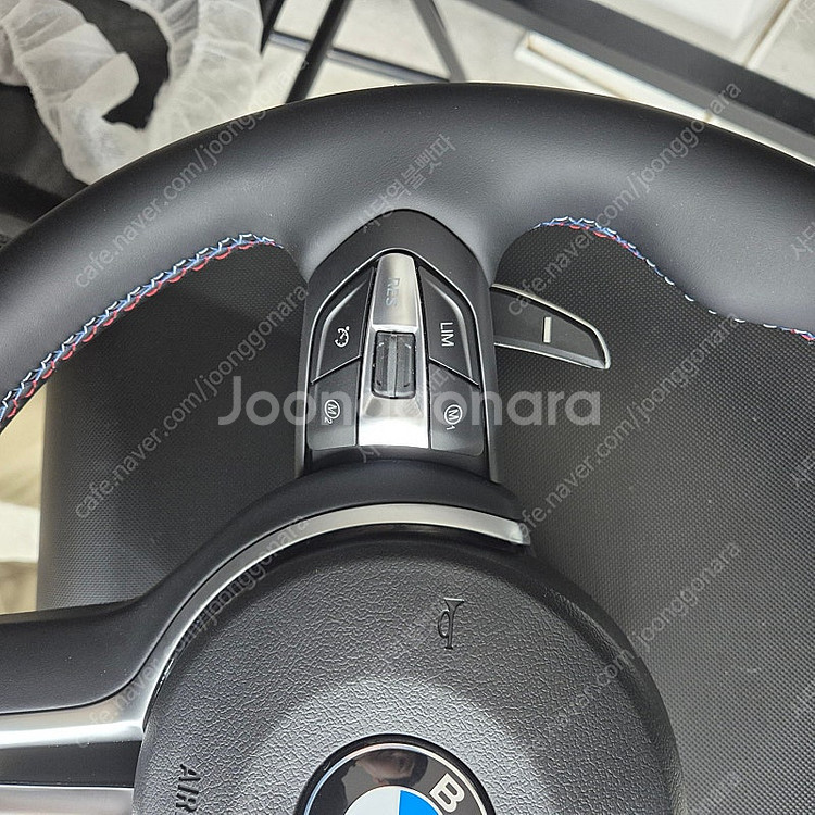 bmw f바디 m핸들 팝니다--2