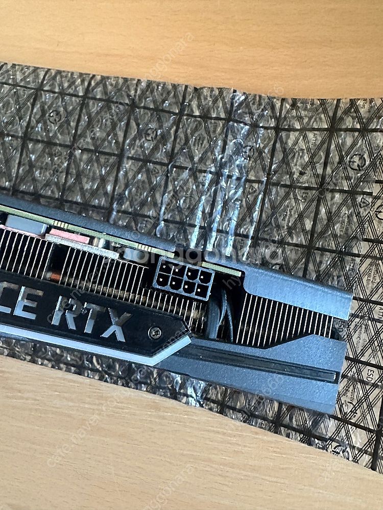 이엠텍 RTX2070 8GB 그래픽 카드 판매 합니다....--3
