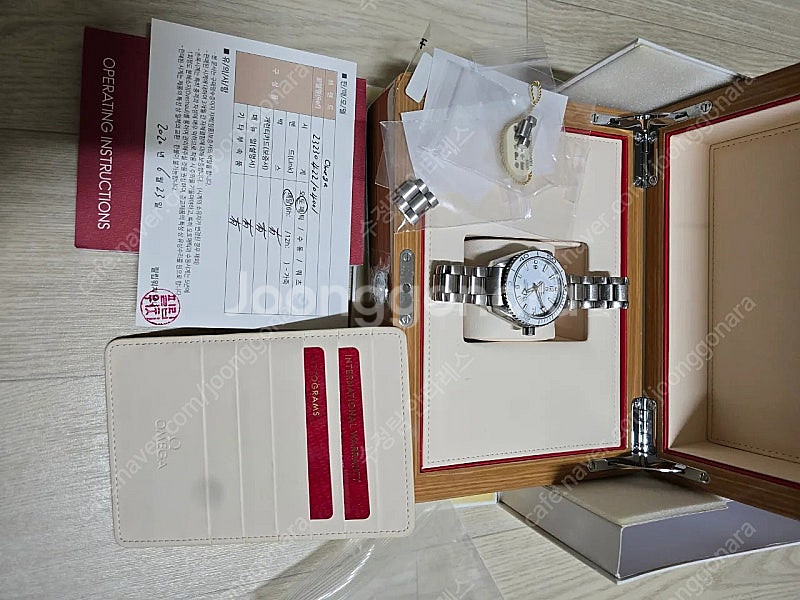 오메가 씨마스터 플래닛오션 화이트 42mm 360만 급...--1