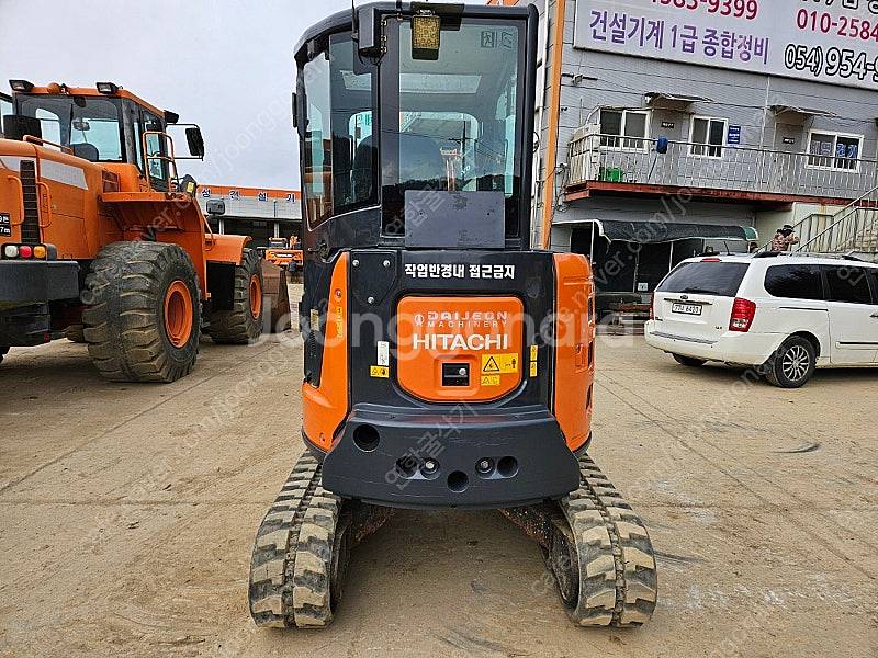 중고미니굴삭기 히타치 ZX35캐빈 코끼리집게 2019년...--3