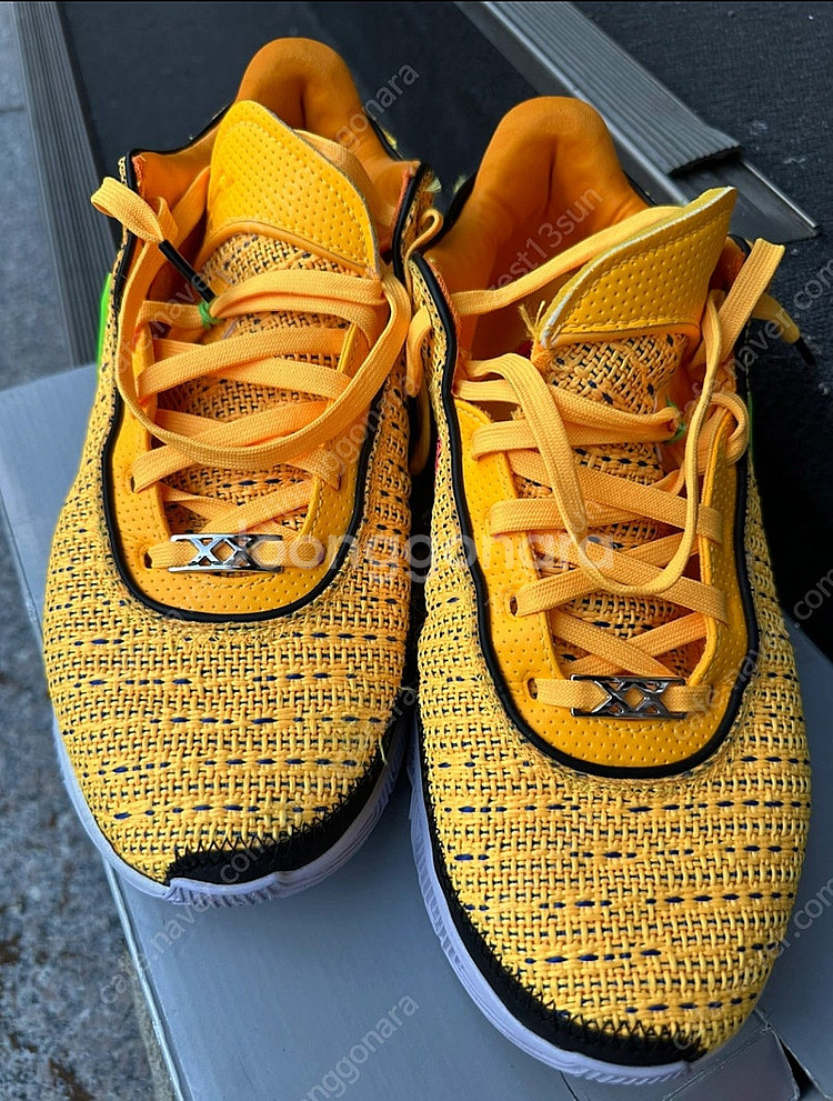 리브론 농구화 265팝니다(10회 미만)--1