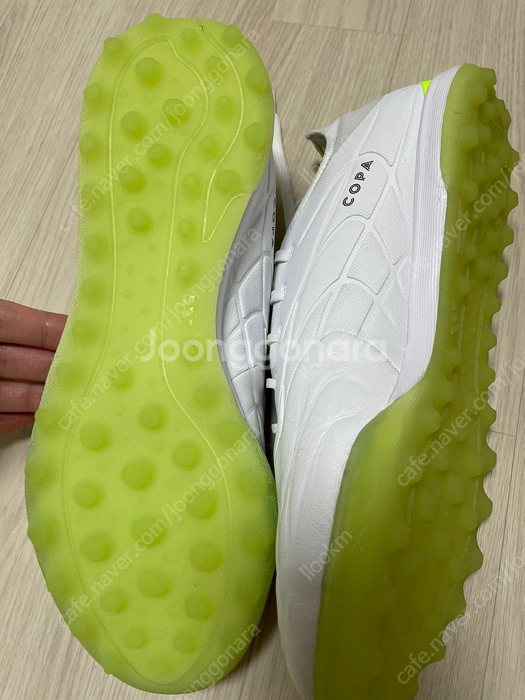 아디다스 코파 퓨어 TF풋살화 270mm 팝니다--1